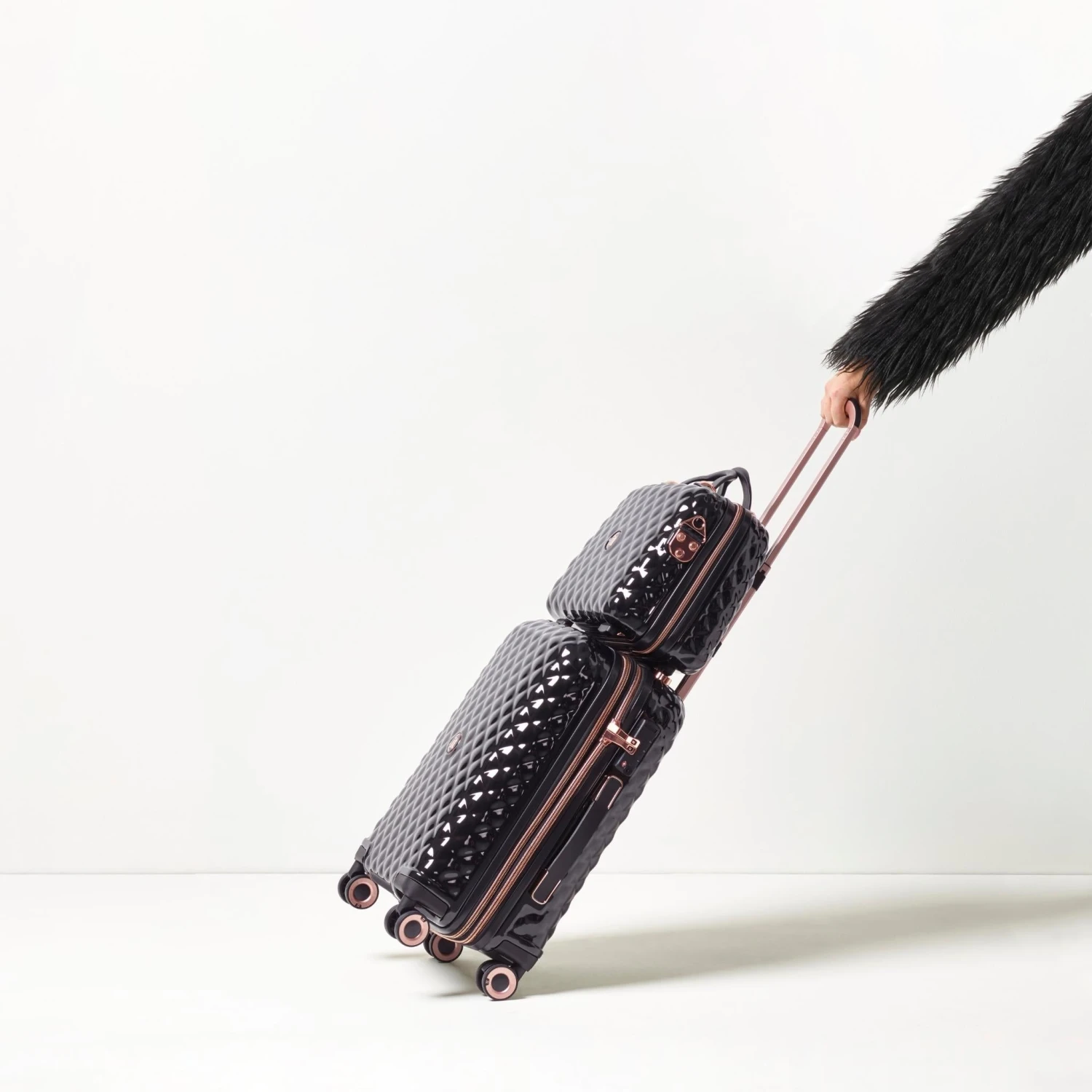 IT Luggage Glitzy - 5pc Set (Black) - Image 18