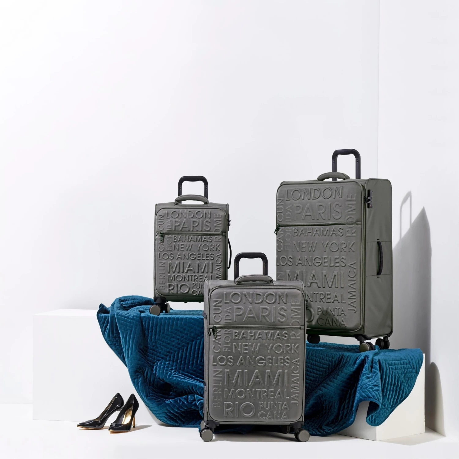 IT Luggage Citywide - 3pc Set (Charcoal) - Image 10