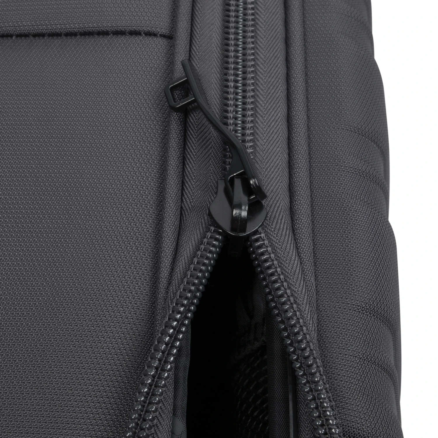 IT Luggage Fusional - Underseat (Warm Charcoal) - Image 6